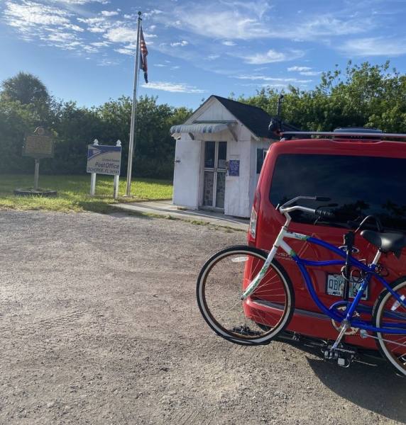 Mini-T Campervan at Ochopee Post Office