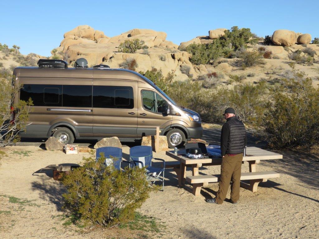 Mini-T HR Campervan high roof AWD platform exterior view