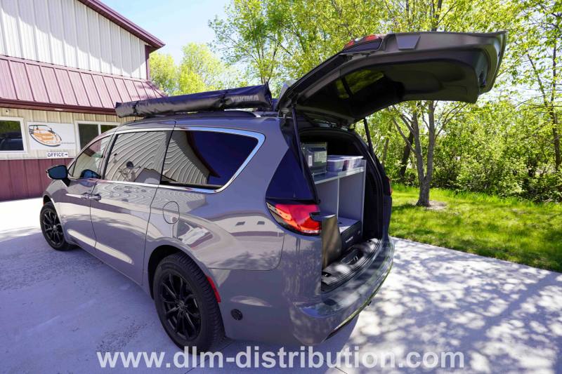 2025 Chrysler Pacifica Select AWD's photo